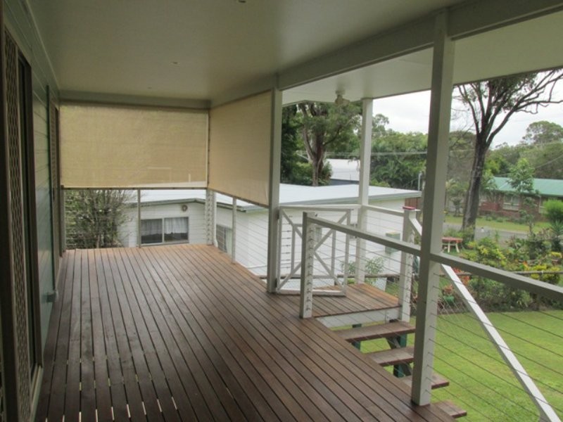 177 High Central Road, Macleay Island QLD 4184
