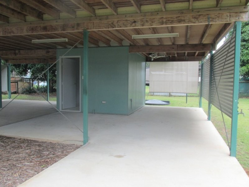 177 High Central Road, Macleay Island QLD 4184
