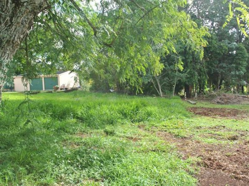 19 Curlew Street, Macleay Island QLD 4184