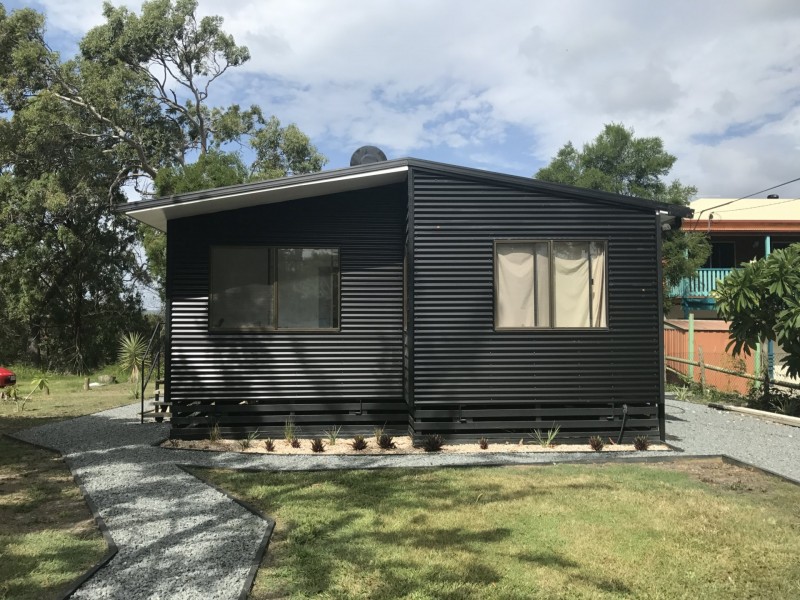 10 Keith Street, Macleay Island QLD 4184