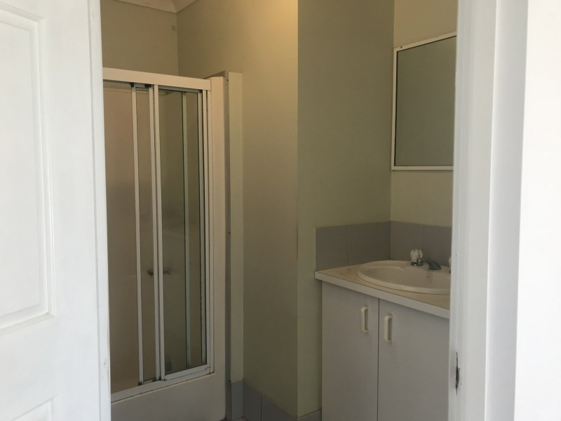 10 Keith Street, Macleay Island QLD 4184