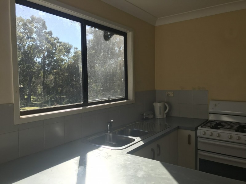 10 Keith Street, Macleay Island QLD 4184