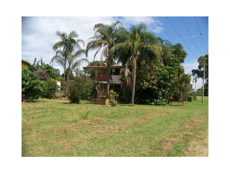 2-4 Shelly Cresc., Lamb Island QLD 4184