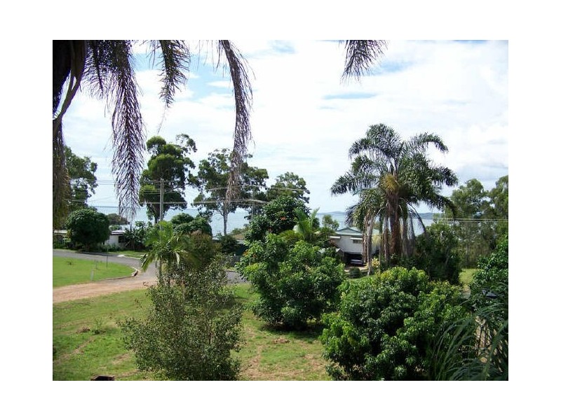 2-4 Shelly Cresc., Lamb Island QLD 4184