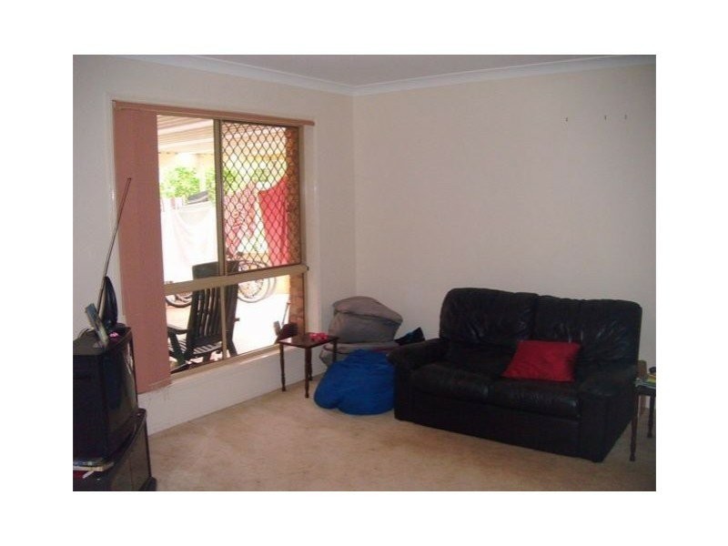 12 Gleneagles Court, Redland Bay QLD 4165