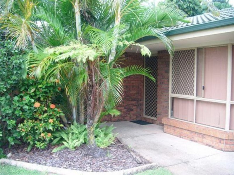 12 Gleneagles Court, Redland Bay QLD 4165