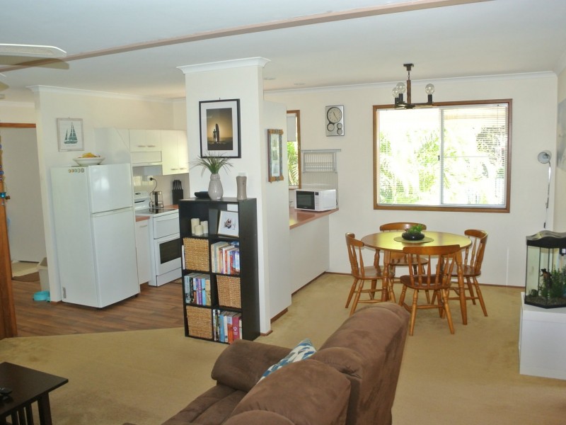 23 Devaney Street, Macleay Island QLD 4184