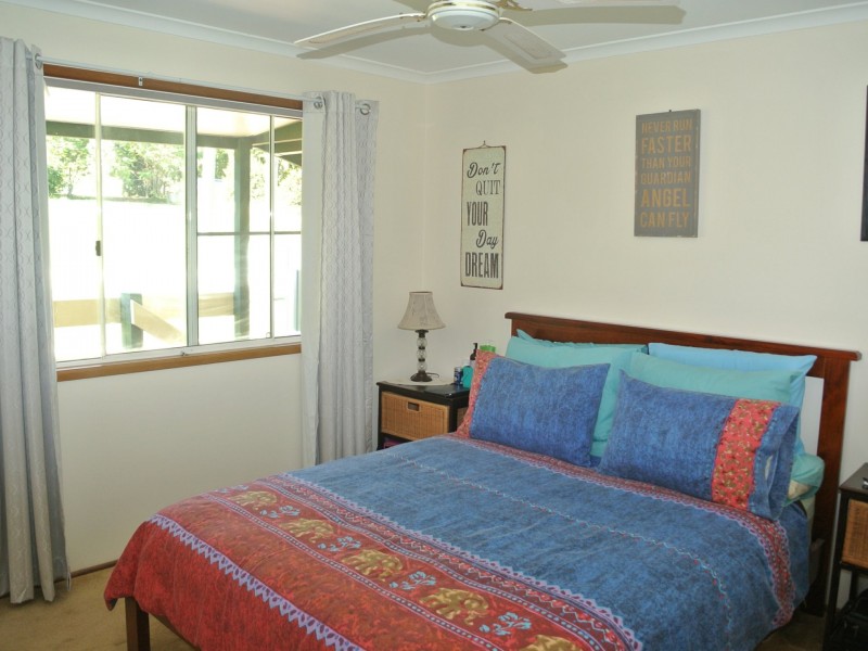 23 Devaney Street, Macleay Island QLD 4184