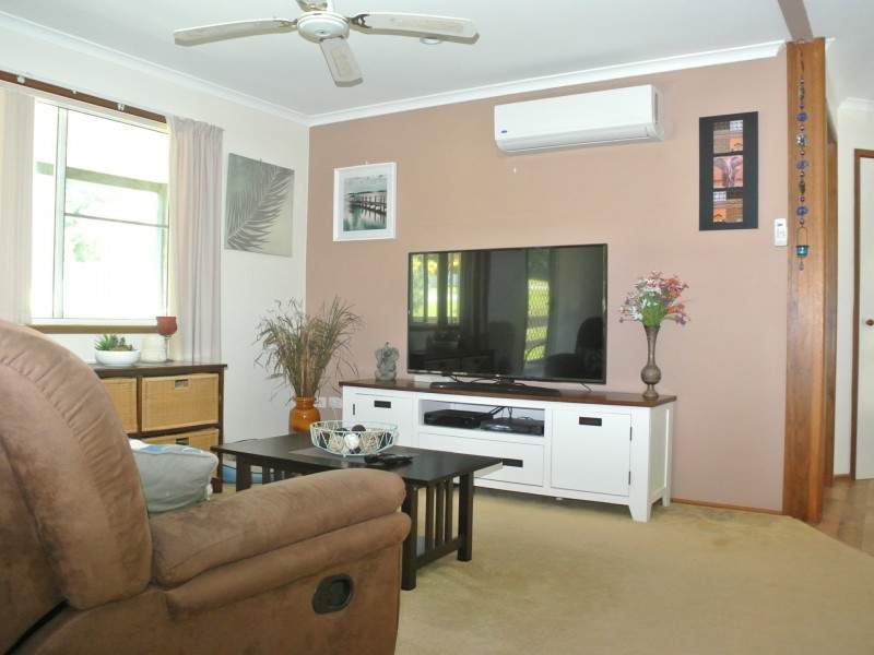 23 Devaney Street, Macleay Island QLD 4184