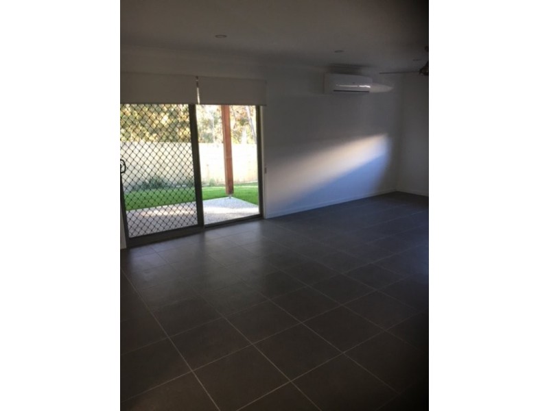 10 Woodhaven Close, Redland Bay QLD 4165
