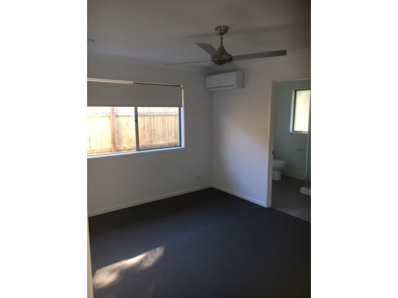 10 Woodhaven Close, Redland Bay QLD 4165