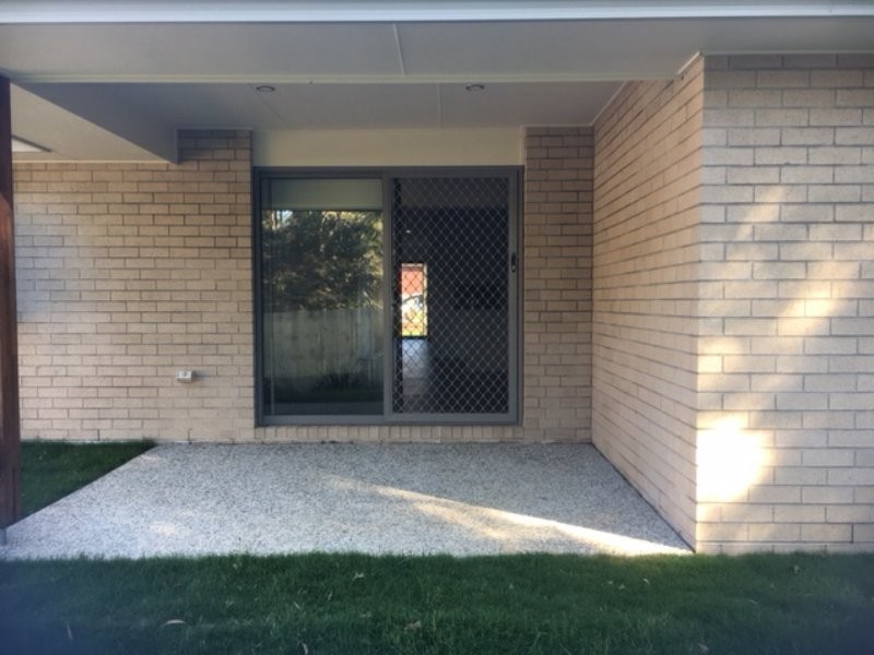 10 Woodhaven Close, Redland Bay QLD 4165