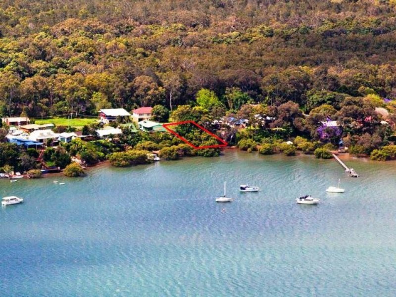 104 Western Road, Macleay Island QLD 4184