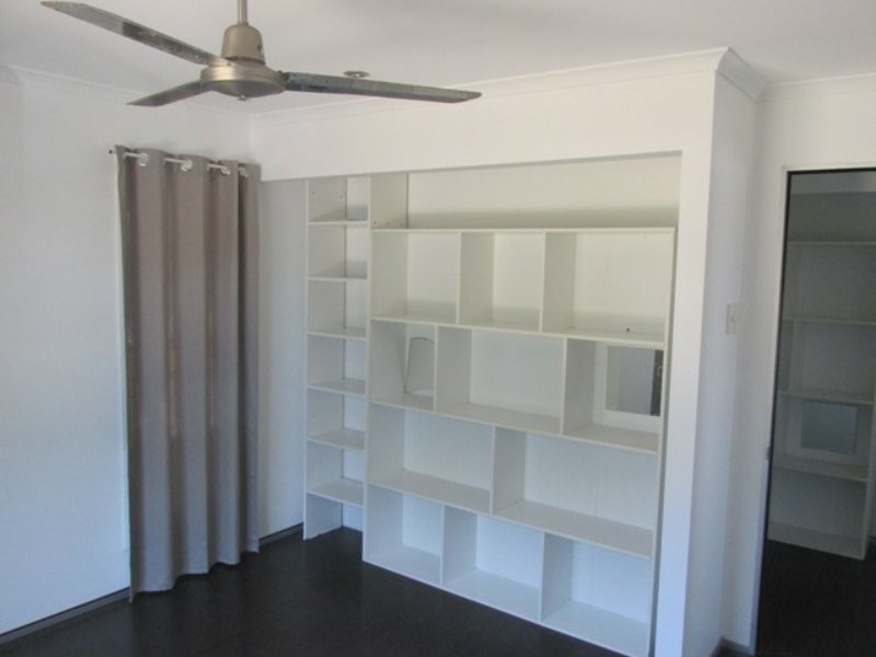 4 Ray Street, Macleay Island QLD 4184