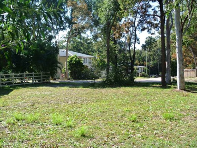 22 Orana Street, Macleay Island QLD 4184