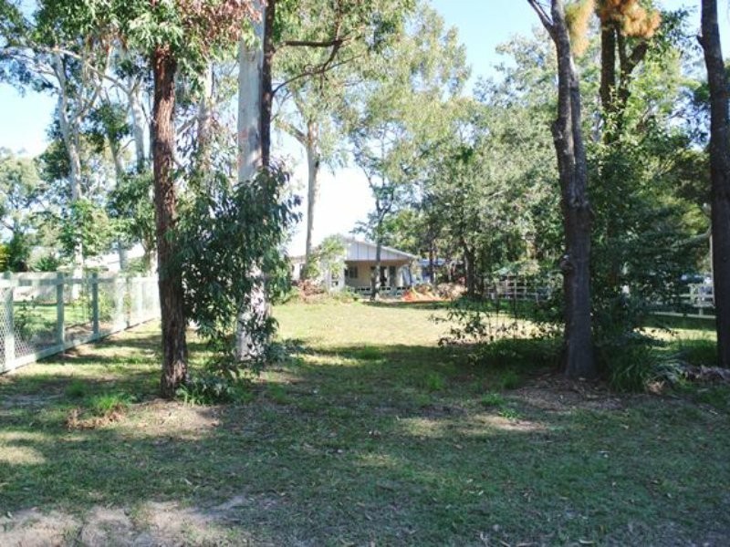 22 Orana Street, Macleay Island QLD 4184