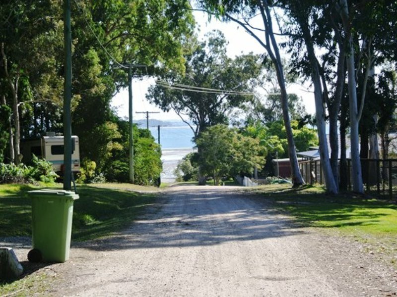 22 Orana Street, Macleay Island QLD 4184