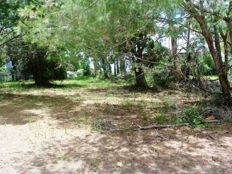 21 Warama Street, Macleay Island QLD 4184