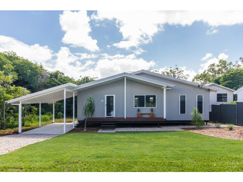 59 Western Road, Macleay Island QLD 4184