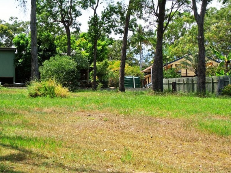 54 Coondooroopa Drive, Macleay Island QLD 4184