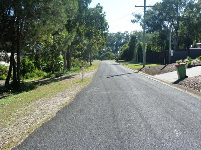 77 Coondooroopa Drive, Macleay Island QLD 4184
