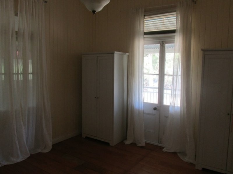 39 Kardinia Street, Macleay Island QLD 4184