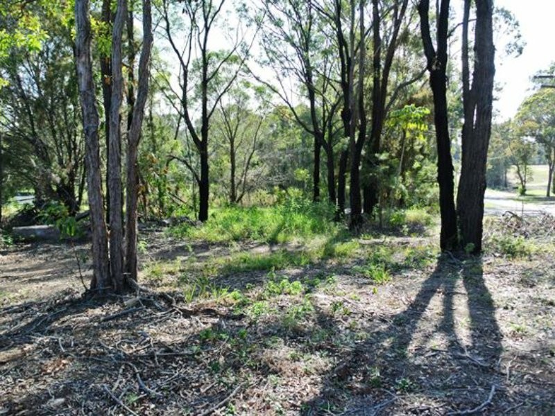 2 Granadilla Street, Macleay Island QLD 4184