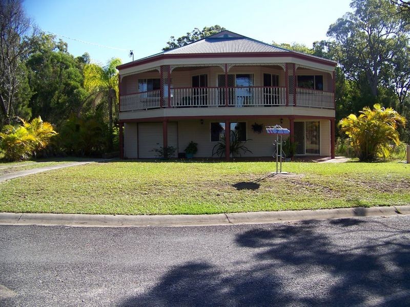 7 Ilya Street, Macleay Island QLD 4184
