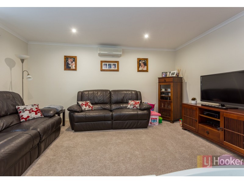 24 Seabrae Drive, Redland Bay QLD 4165