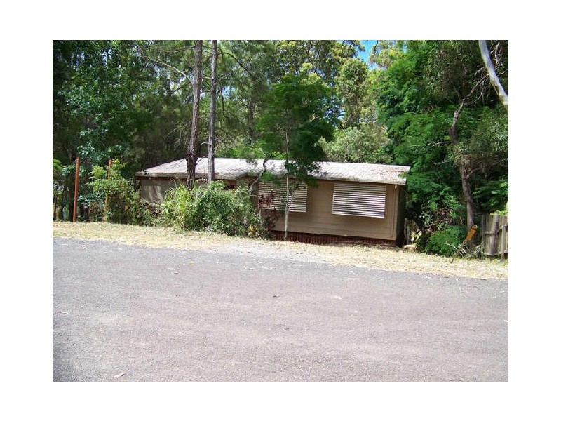 33 Halycon, Lamb Island QLD 4184