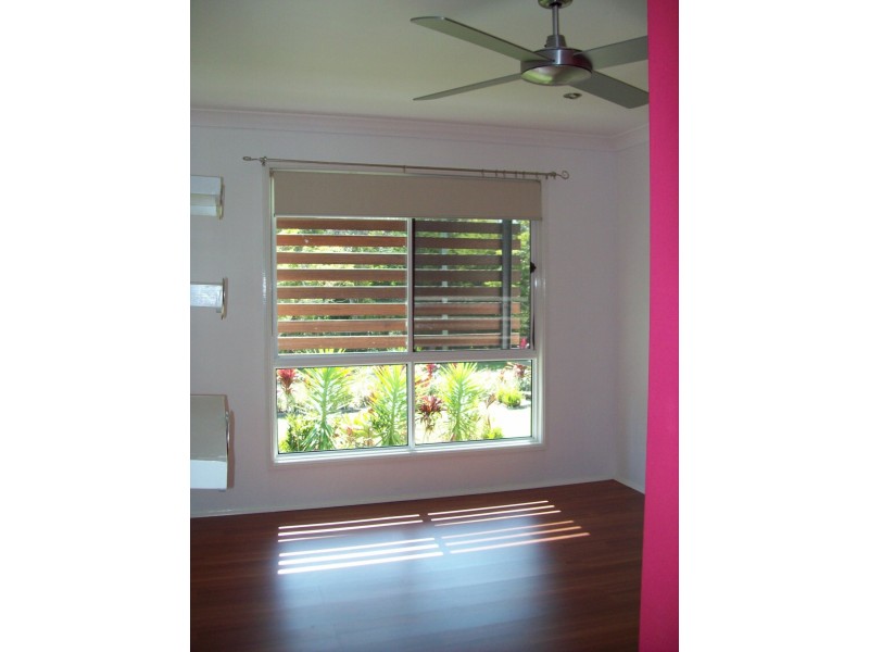 26 Rhodes Street, Macleay Island QLD 4184