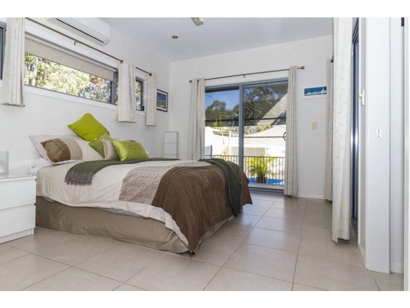 4 Dalpura Street, Macleay Island QLD 4184