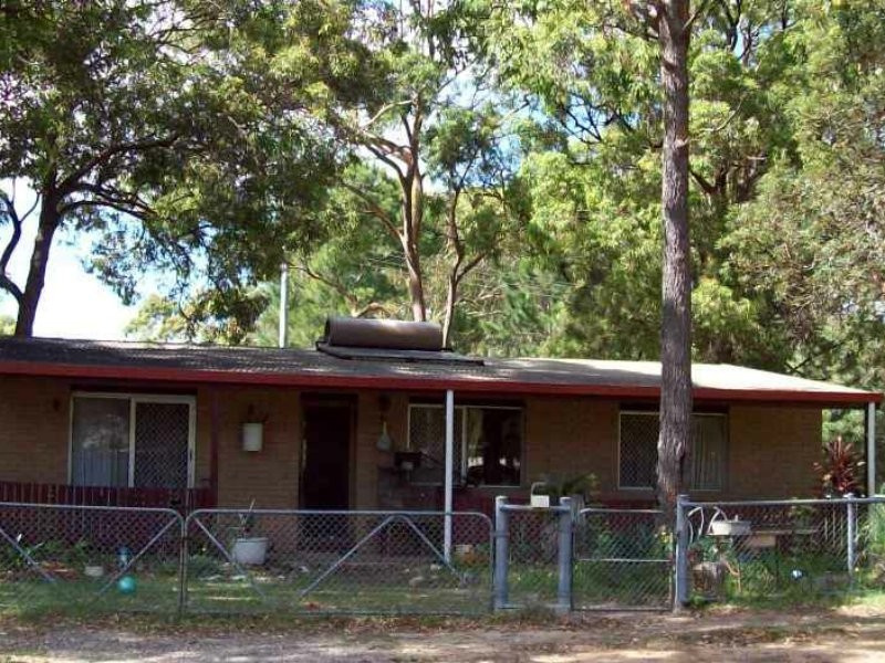 3 Robin Street, Macleay Island QLD 4184