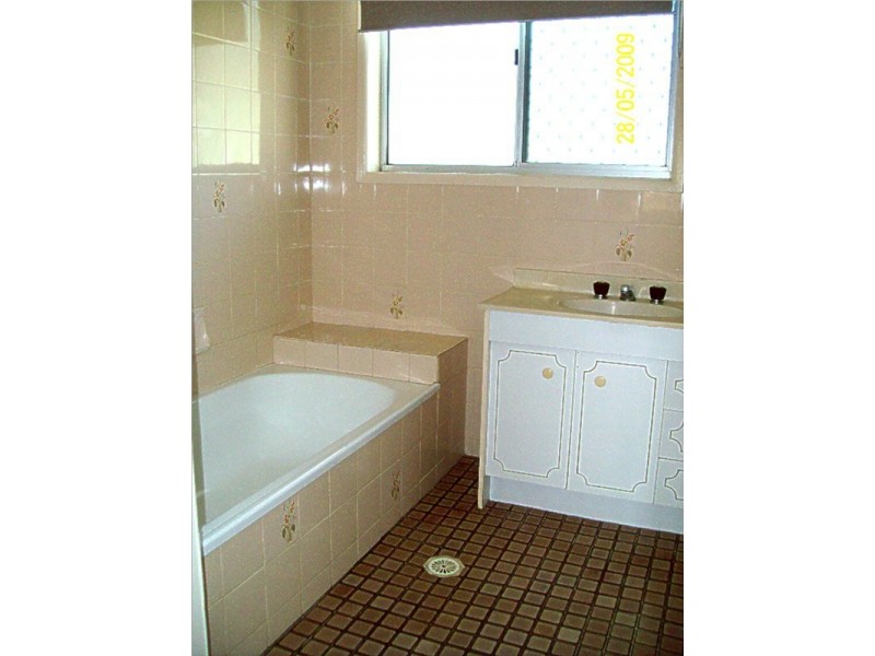 3 Robin Street, Macleay Island QLD 4184