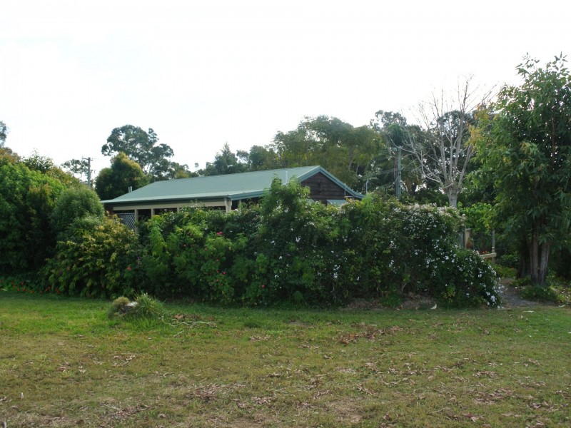 56 Pier Haven, Lamb Island QLD 4184