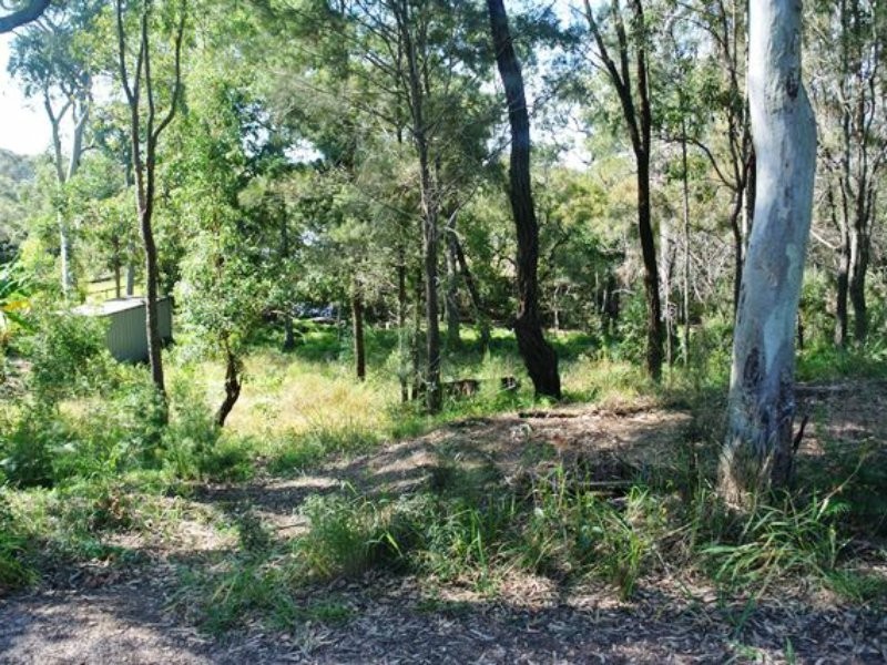 21 Beelong Street, Macleay Island QLD 4184