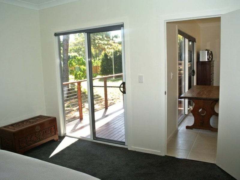 21 Alexander Street, Macleay Island QLD 4184