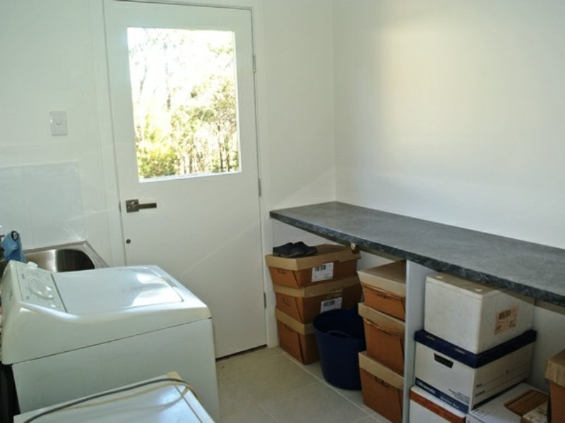 21 Alexander Street, Macleay Island QLD 4184