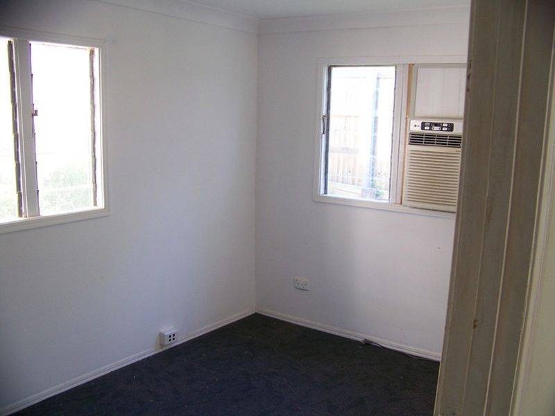 36 Scarborough Terrace, Macleay Island QLD 4184