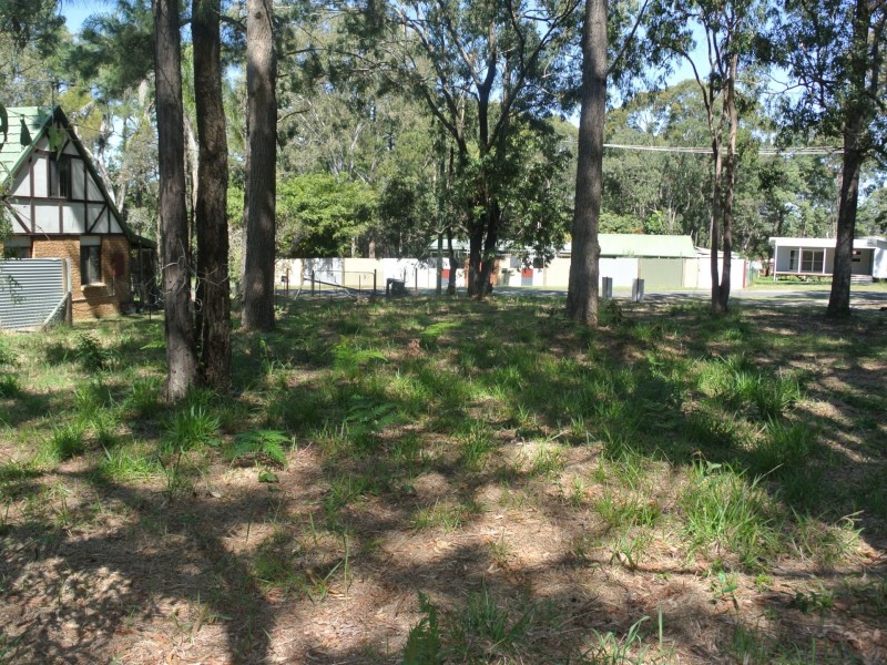 38 Nugent Street, Macleay Island QLD 4184
