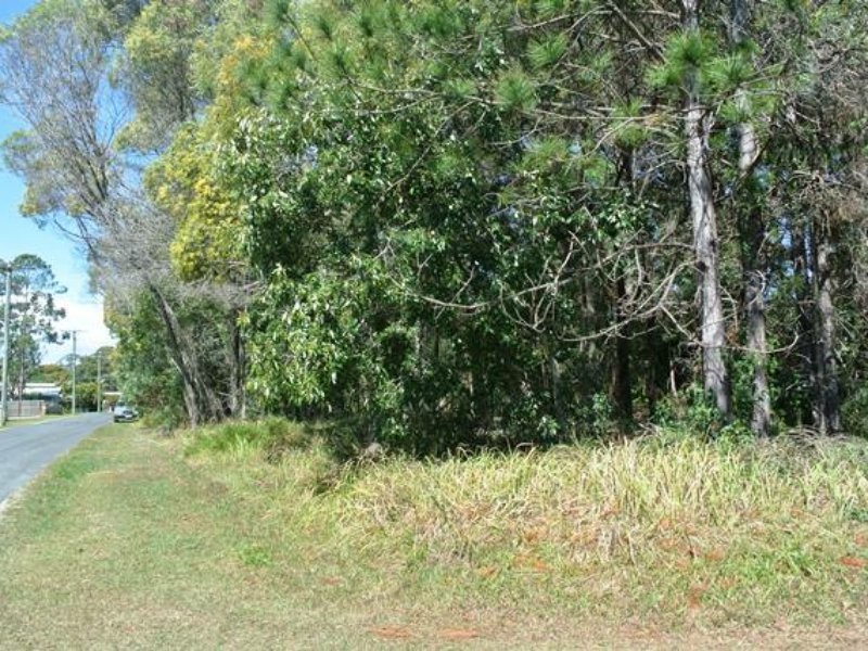 16-18 Vine Street, Macleay Island QLD 4184
