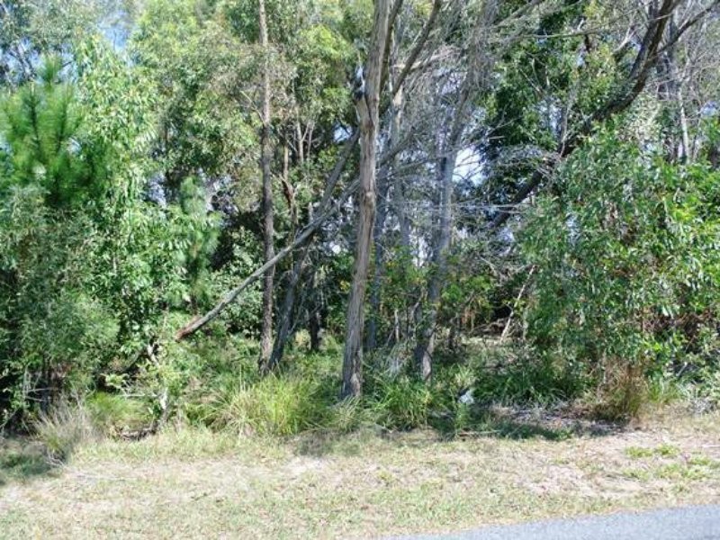16-18 Vine Street, Macleay Island QLD 4184