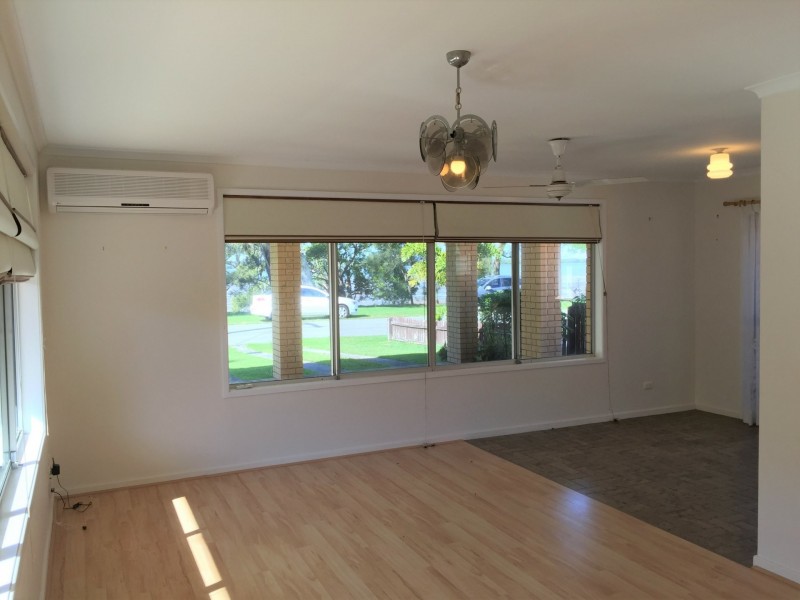 105 Torquay Road, Redland Bay QLD 4165