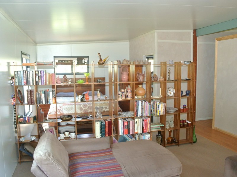 17 Frenchem Terrace, Macleay Island QLD 4184