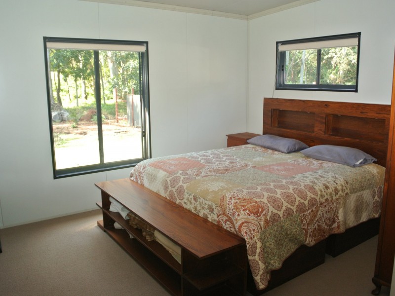 17 Frenchem Terrace, Macleay Island QLD 4184