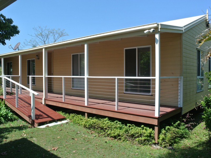 34 Mango Crescent, Macleay Island QLD 4184