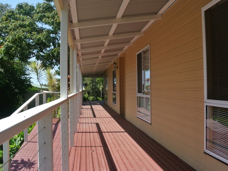 34 Mango Crescent, Macleay Island QLD 4184