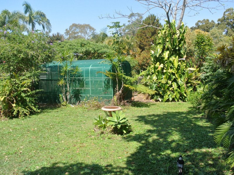 34 Mango Crescent, Macleay Island QLD 4184