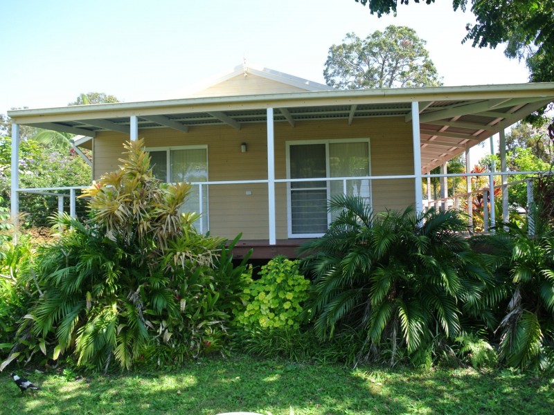 34 Mango Crescent, Macleay Island QLD 4184