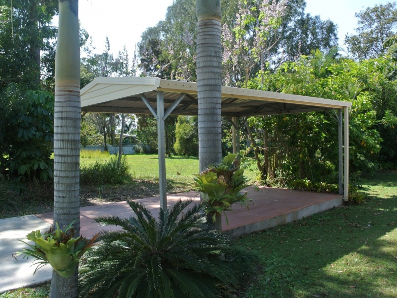 34 Mango Crescent, Macleay Island QLD 4184